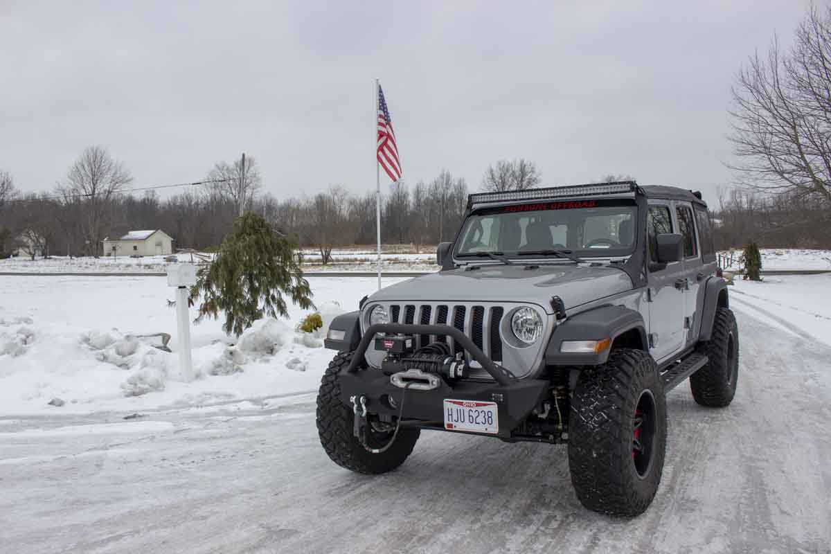 Fishbone Offroad Windshield Light Bracket for 2018 & Up Wrangler/Gladiator FB21058
