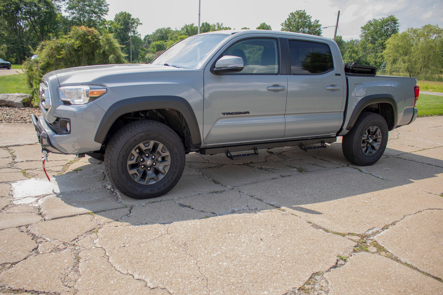 Fishbone Offroad Running Boards For 2005-2023 Toyota Tacoma FB21351