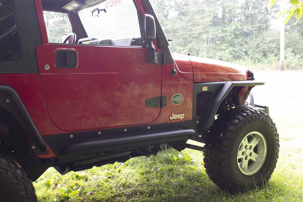 Fishbone Offroad Rock Slider with Tube Step for 2004-2006 Jeep Wrangler Unlimited FB23085