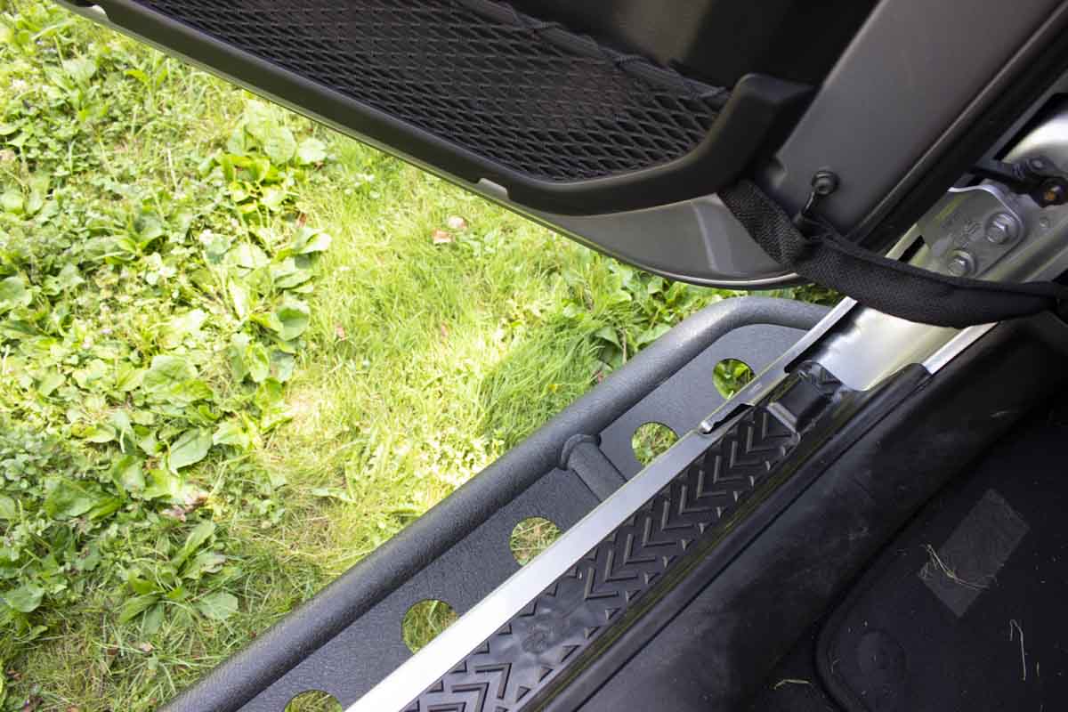 Fishbone Offroad Step Sliders 2018 & Up Jeep Wrangler FB23083
