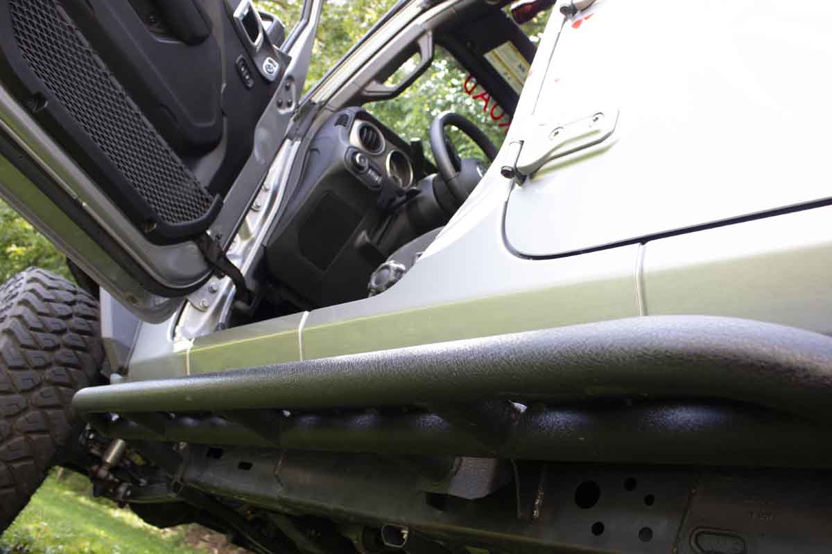 Fishbone Offroad Step Sliders 2018 & Up Jeep Wrangler FB23083