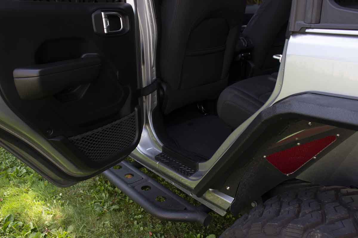 Fishbone Offroad Step Sliders 2018 & Up Jeep Wrangler FB23083