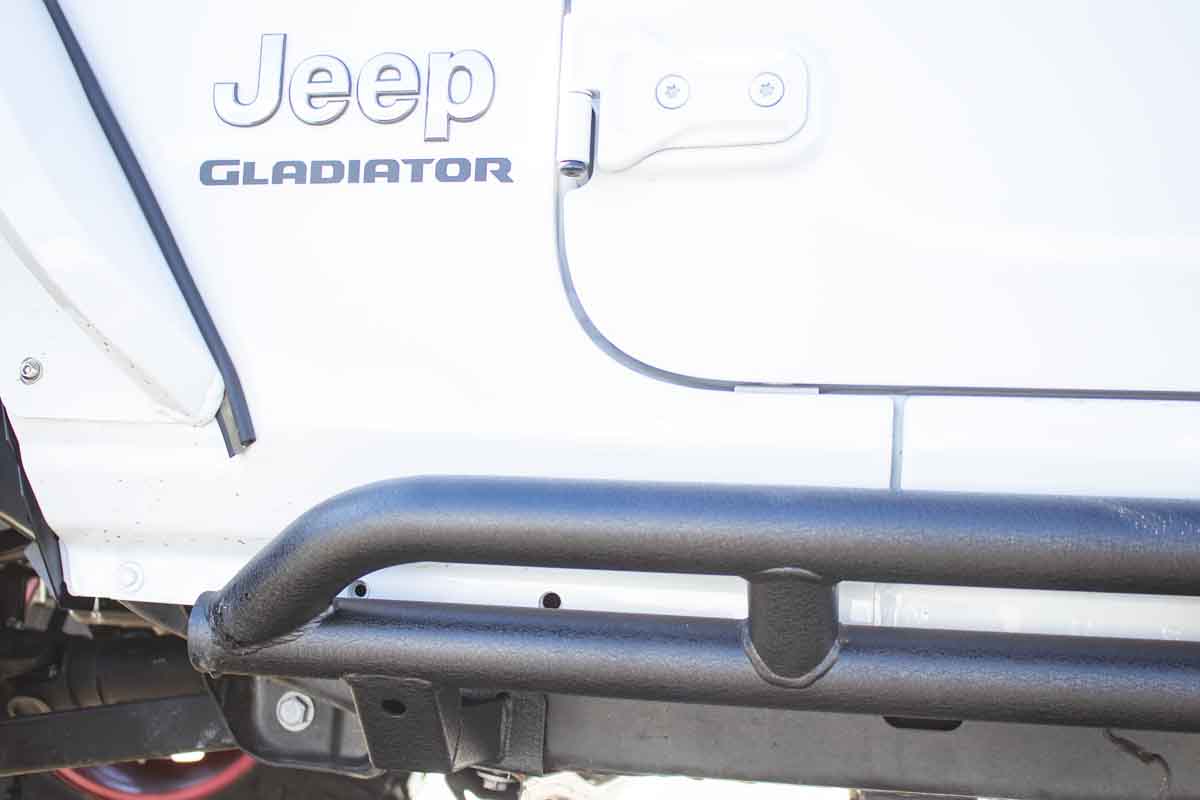 Fishbone Offroad Rocker Guards for 2020 & Up Jeep Gladiator FB23142