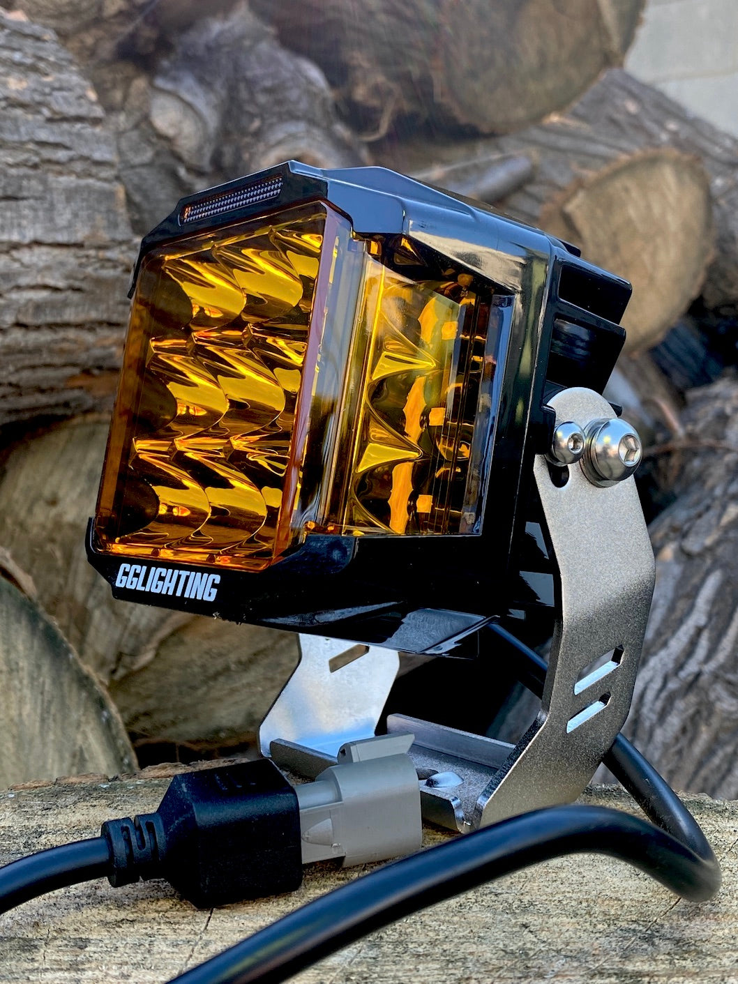 Amber CB60 XL Sidewinder LED Pod