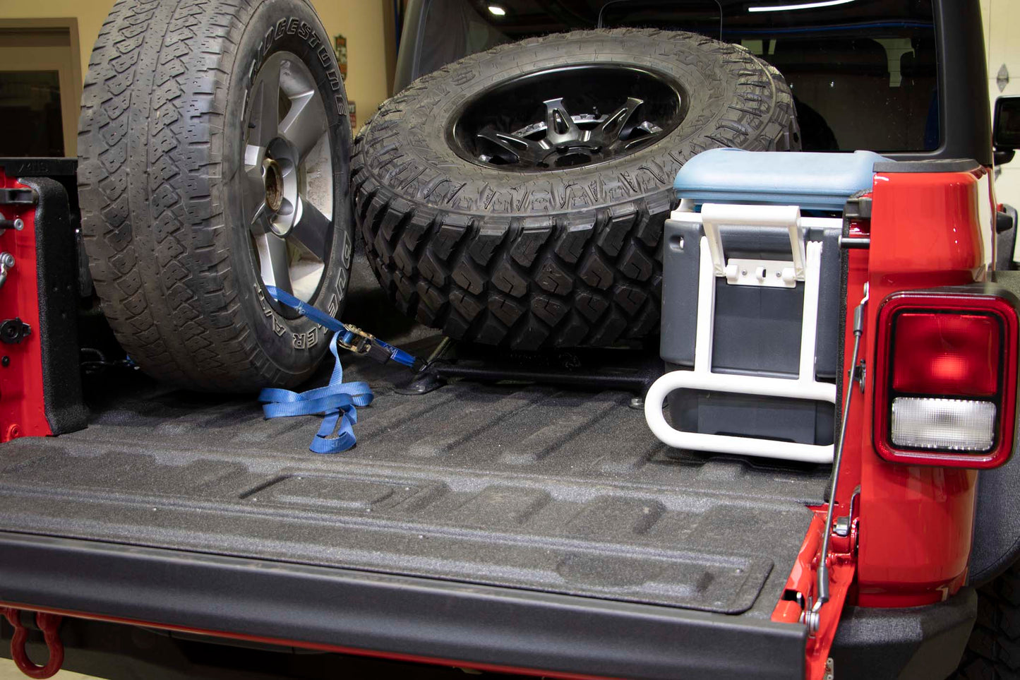Fishbone Offroad Tire Carrier for 2020 & Up Jeep Gladiator FB21213