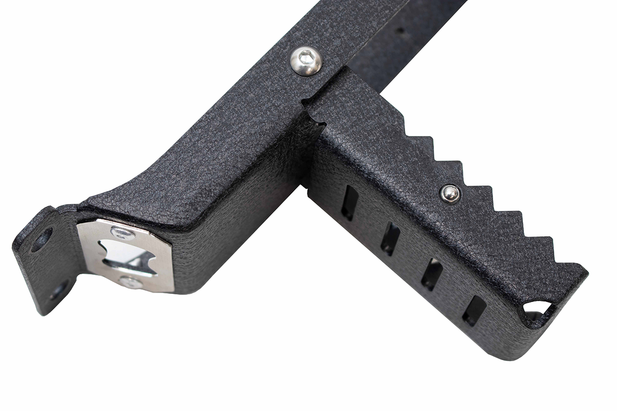 Fishbone Offroad Door Mounted Step for 2007 & Up Jeep Wrangler/Gladiator FB21237