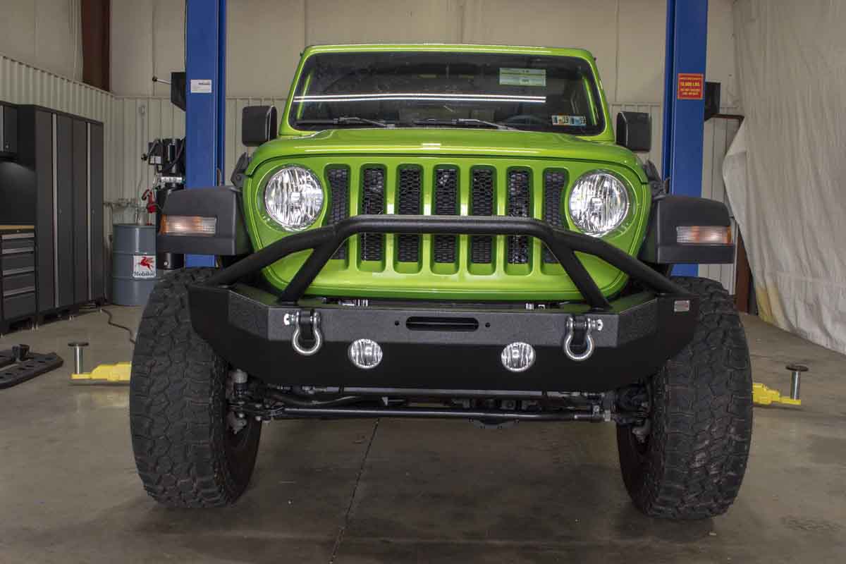 Fishbone Offroad Mid-Width Front Winch Bumper for 2018 & Up Jeep Wrangler/Gladiator FB22088