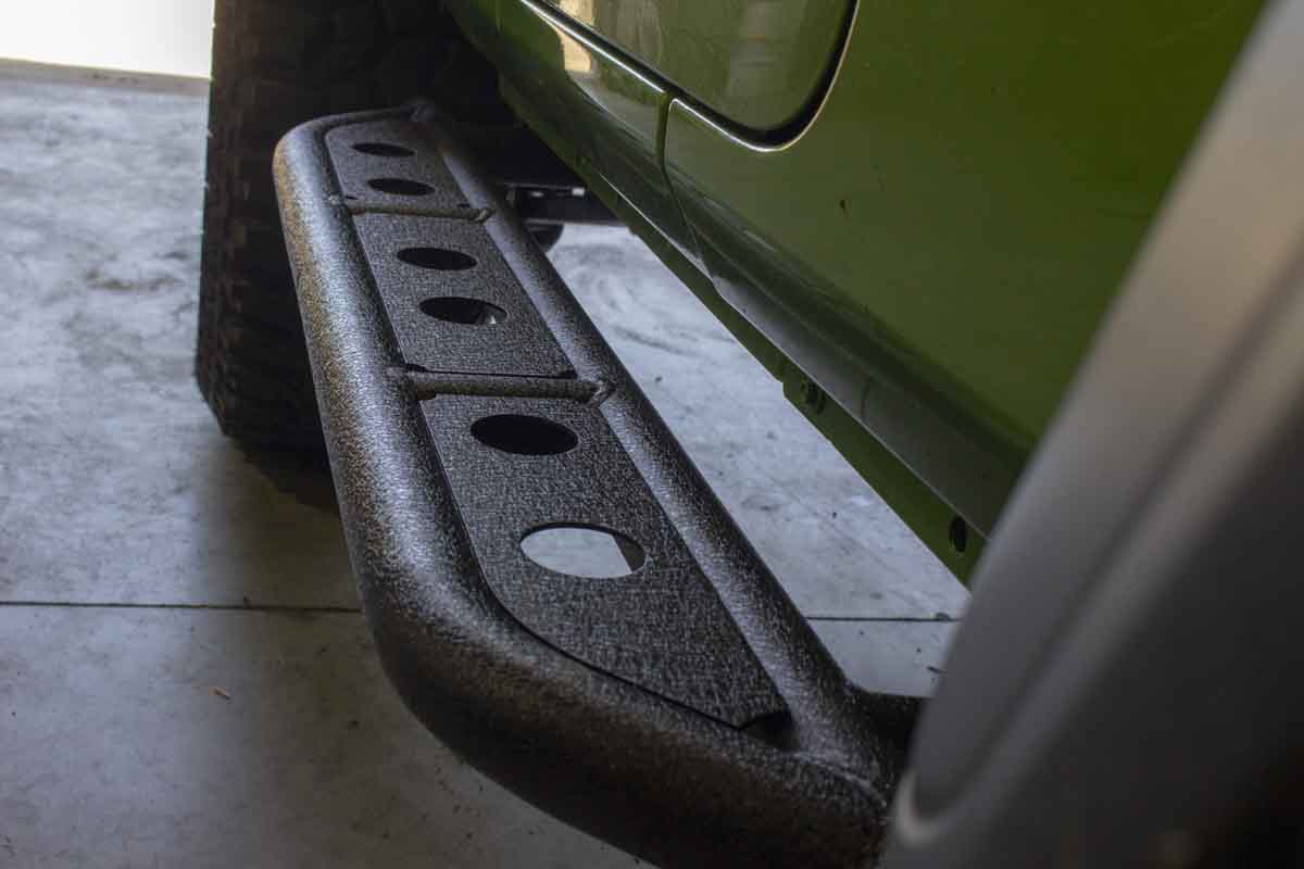 Fishbone Offroad Step Sliders For 2018-Current Jeep Wrangler FB23084